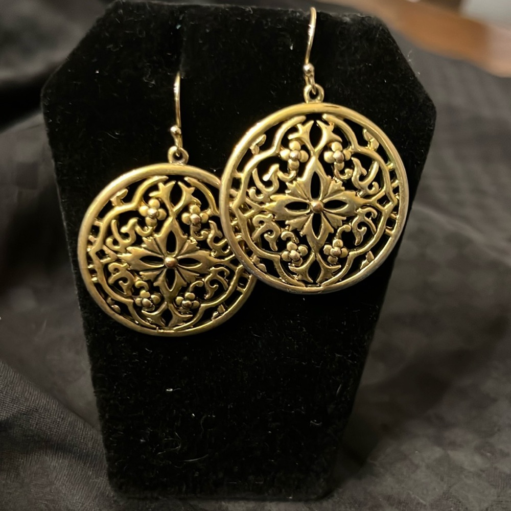 beautiful bronze filigree earrings